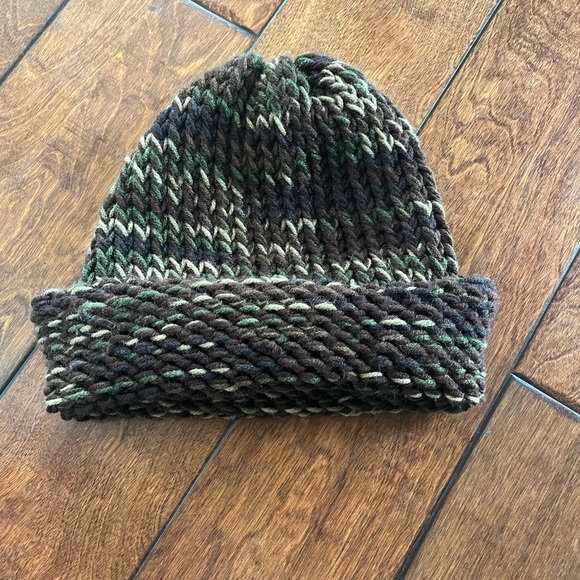 Hand Knit Green Beanie - Picture 3 of 4